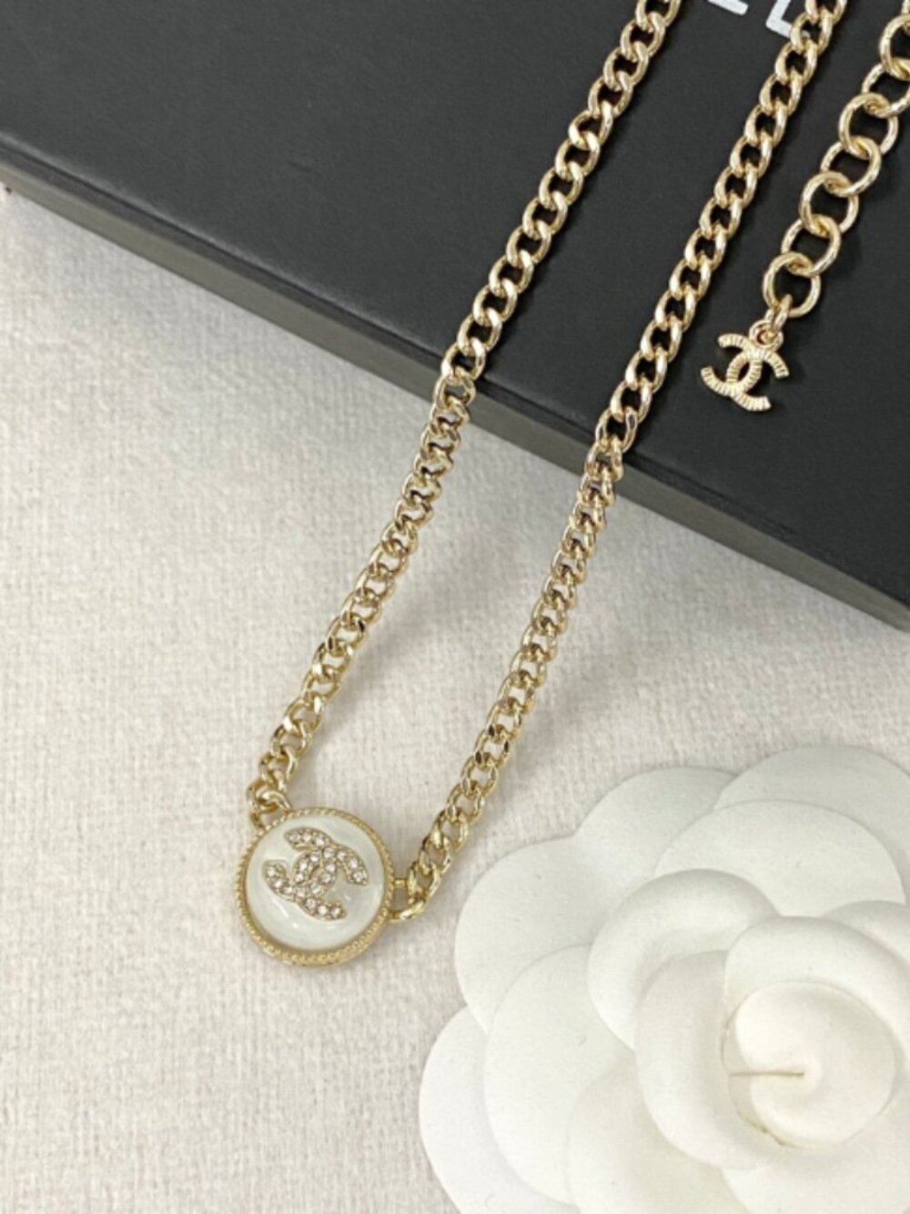 Chanel Necklace - Picture 4 of 6